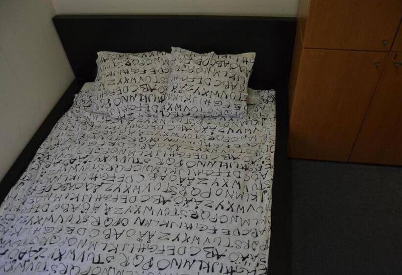 اتاق استاندارد, Hostels Meetingpoint