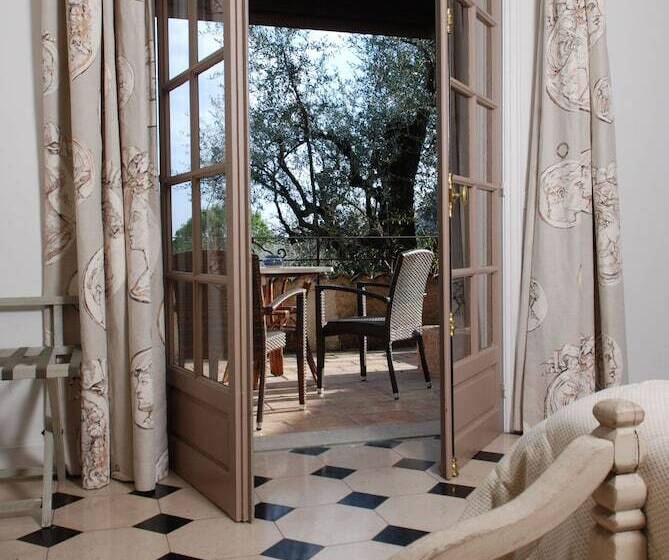 테라스 주니어 스위트, Hôtel Du Clos