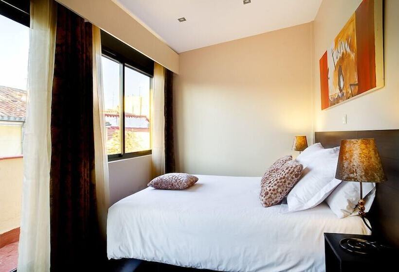Suite with Terrace, Thc Tirso Molina Hostel