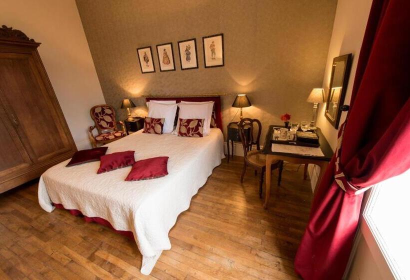 Номер Стандарт с Террасой, Le Manoir De Crisolles