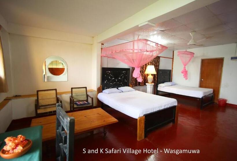 스탠다드 트리플 룸, S And K Safari Village Hotel   Wasgamuwa