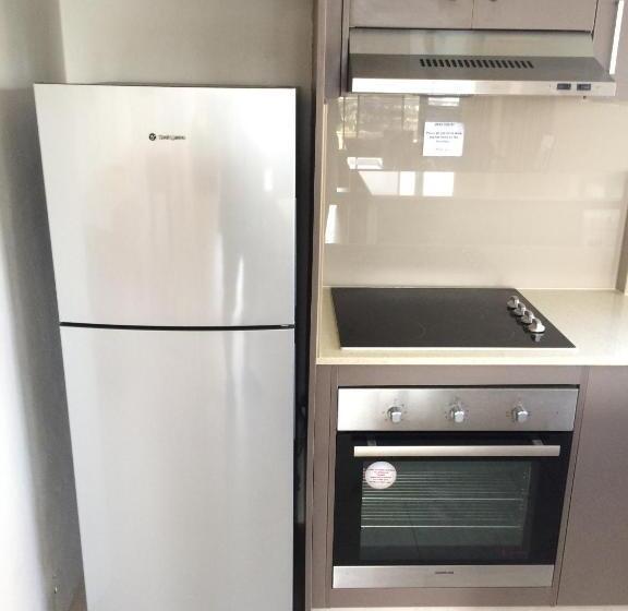 침실 1개 아파트, Aristocrat Apartments