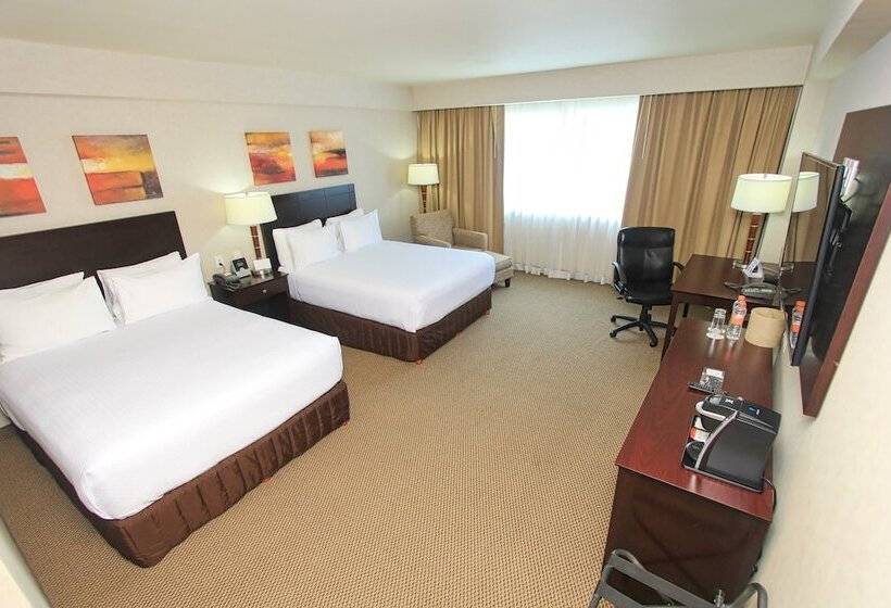 اتاق استاندارد با 2 تخت دوبل, Crowne Plaza Leon, An Ihg