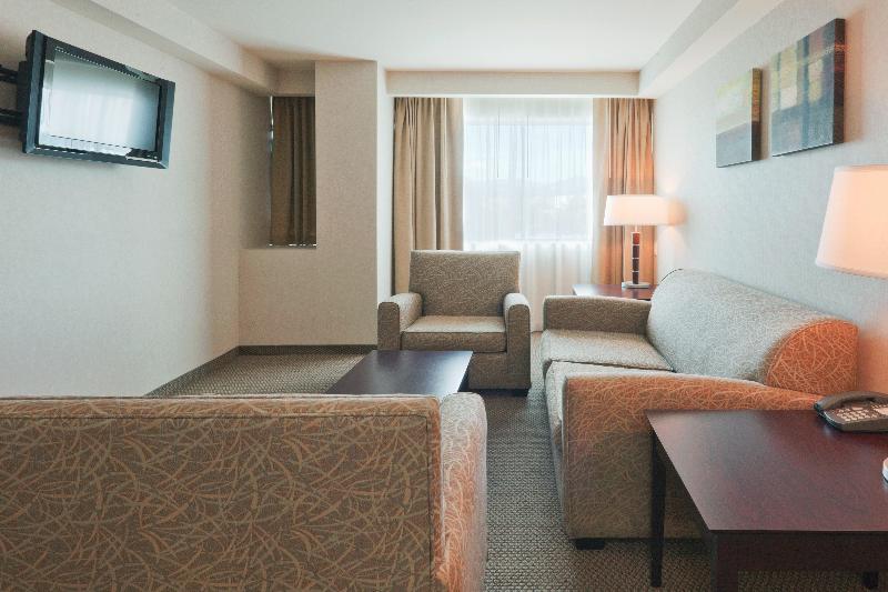 سوئیت با تخت بزرگ, Crowne Plaza Leon, An Ihg