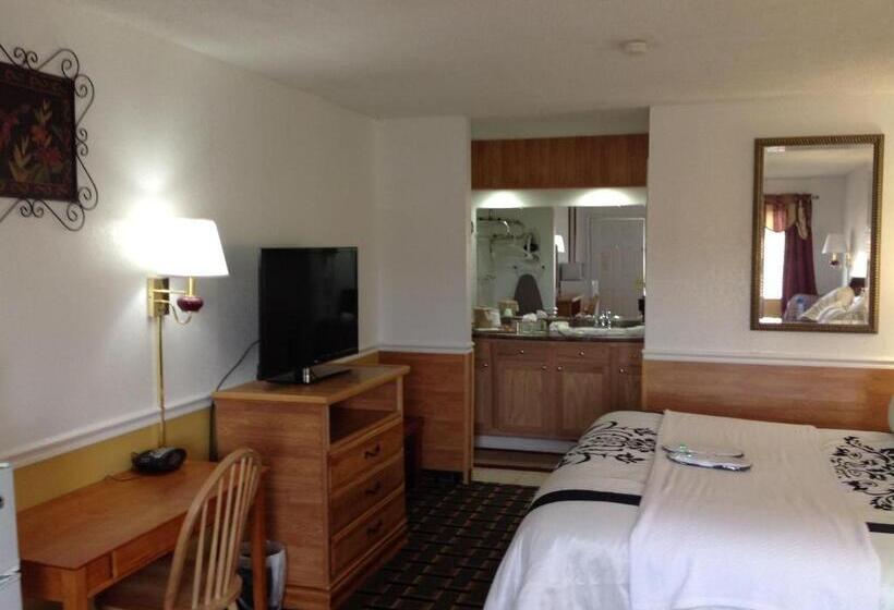 스탠다드 룸 킹사이즈 침대, Hallmarc Inn & Suites Of West Memphis