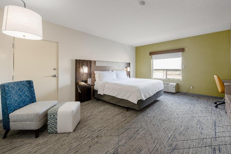 스탠다드 룸, Holiday Inn Express Hotel & Suites Edmonton South, An Ihg