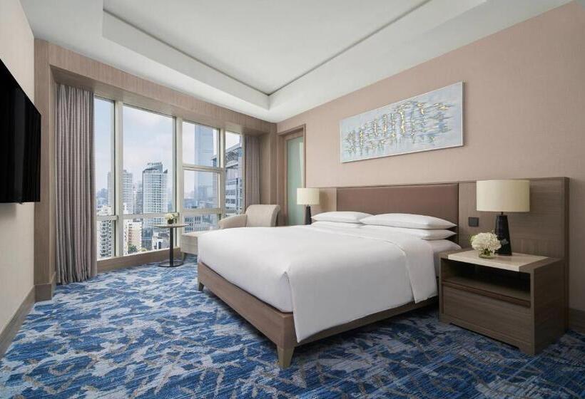 سوییت لوکس, Nanning Marriott