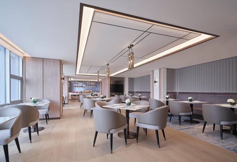 سوییت لوکس, Nanning Marriott