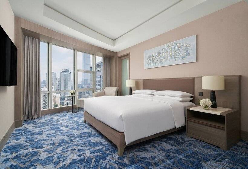 سوییت لوکس, Nanning Marriott