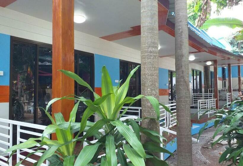 Номер Стандарт, Mom Boutique Railay