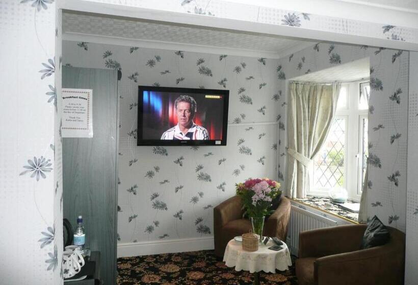 اتاق لوکس, Cherry Blossom Guest House