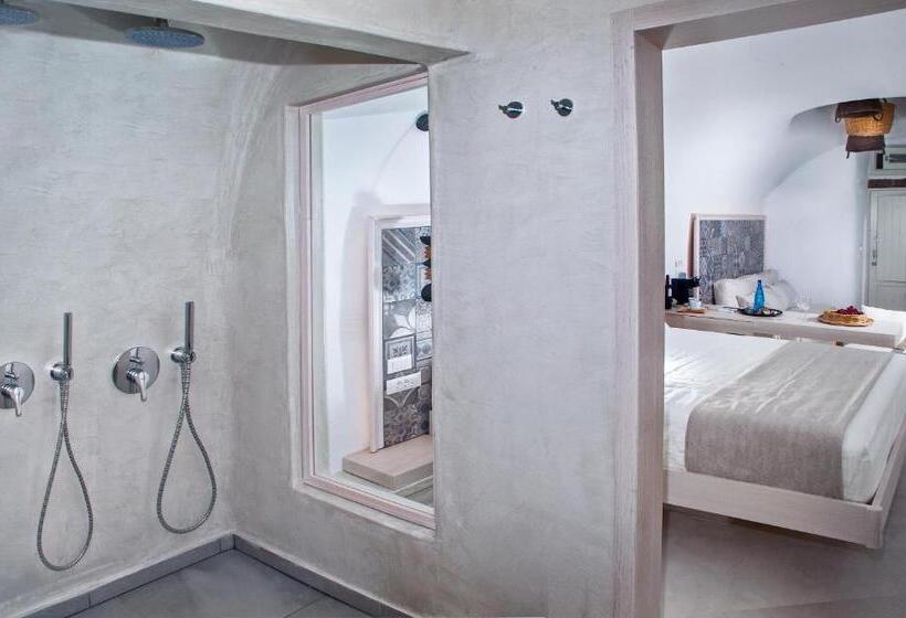 سوئیت با وان آب گرم, Aperto Suites  Adults Only