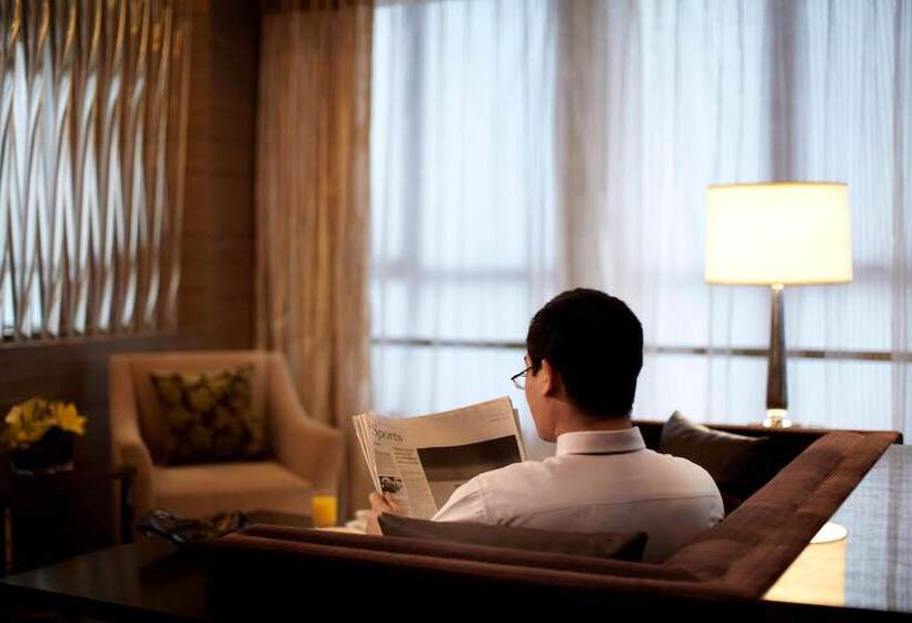 Номер Executive, Courtyard By Marriott Kunshan