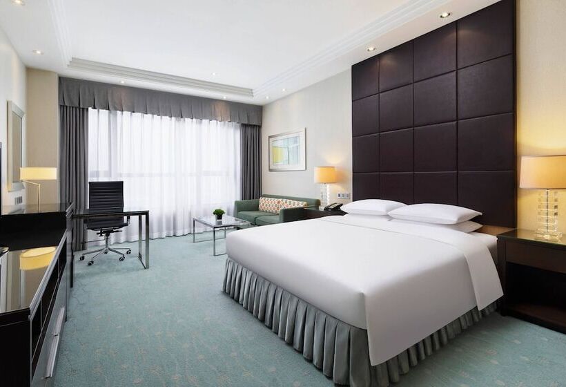 Номер Executive, Courtyard By Marriott Kunshan