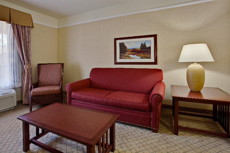 Люкс Кровать Кинг, Holiday Inn Express Hotel & Suites San Dimas, An Ihg