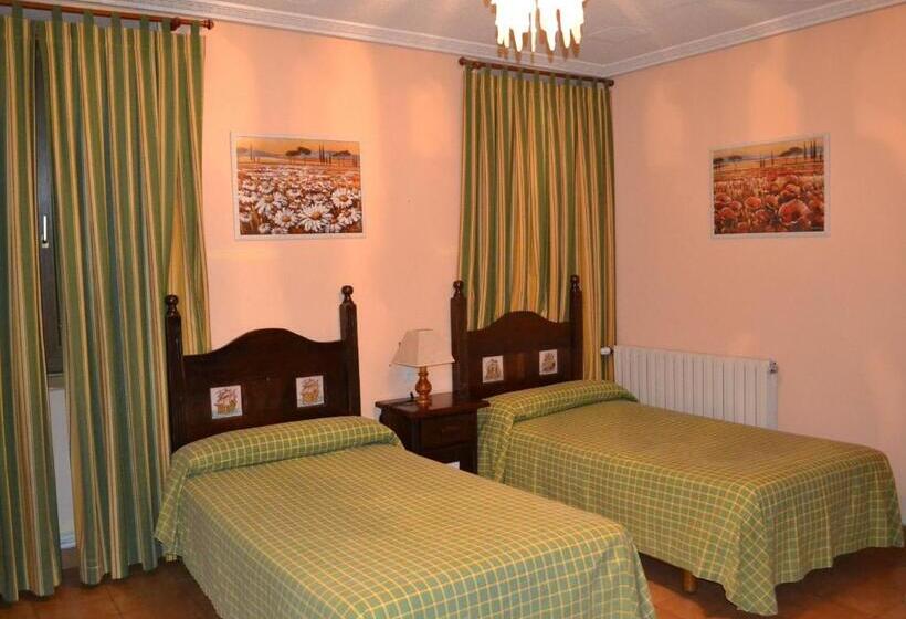 Номер Стандарт, Hostal Aribel Longinos