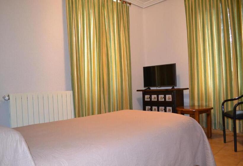 Номер Стандарт Индивидуальный, Hostal Aribel Longinos