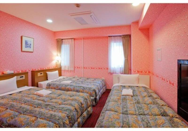 Номер Стандарт Трехместный, Benikea Calton Hotel Fukuoka Tenjin