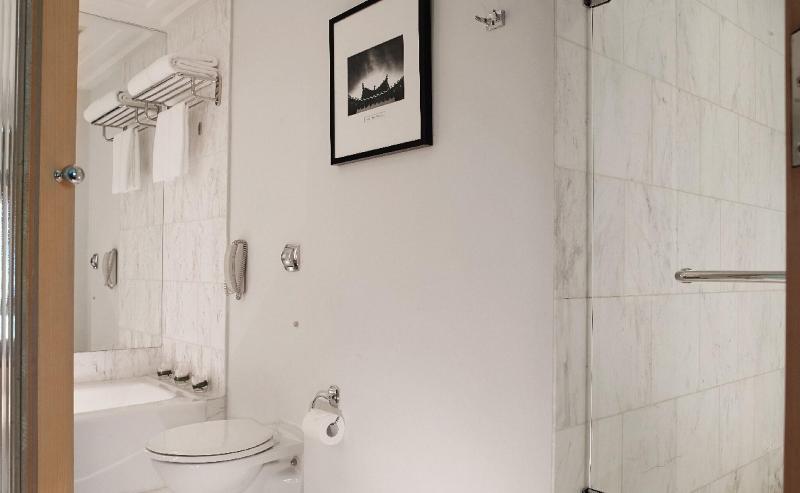 스탠다드 룸 킹사이즈 침대, Holiday Inn Express & Suites Malvern, An Ihg