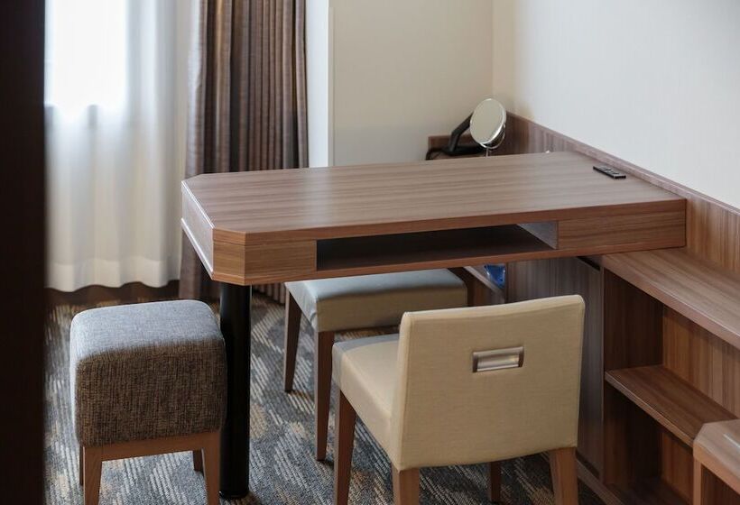 اتاق لوکس سه تخته, Mystays Premier Dojima