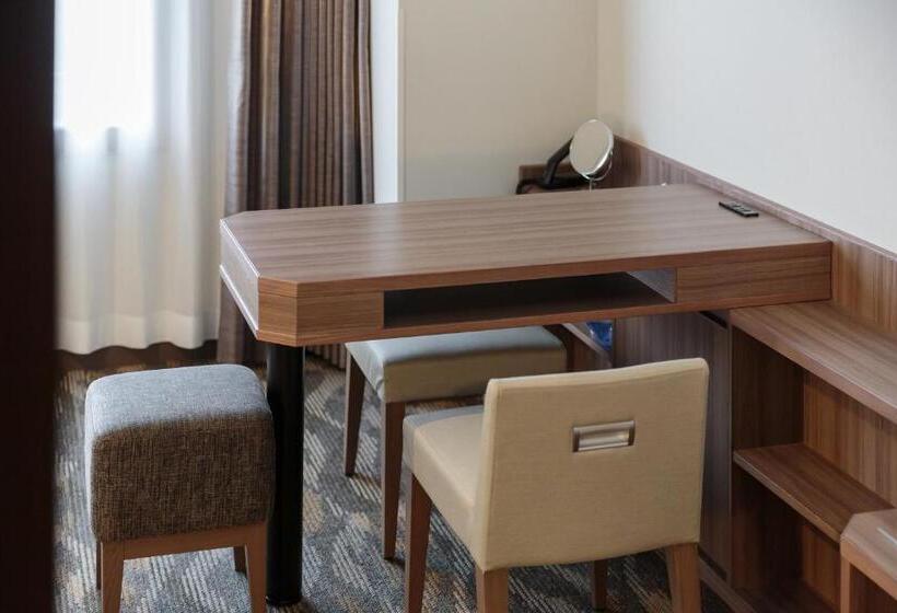 اتاق لوکس سه تخته, Mystays Premier Dojima
