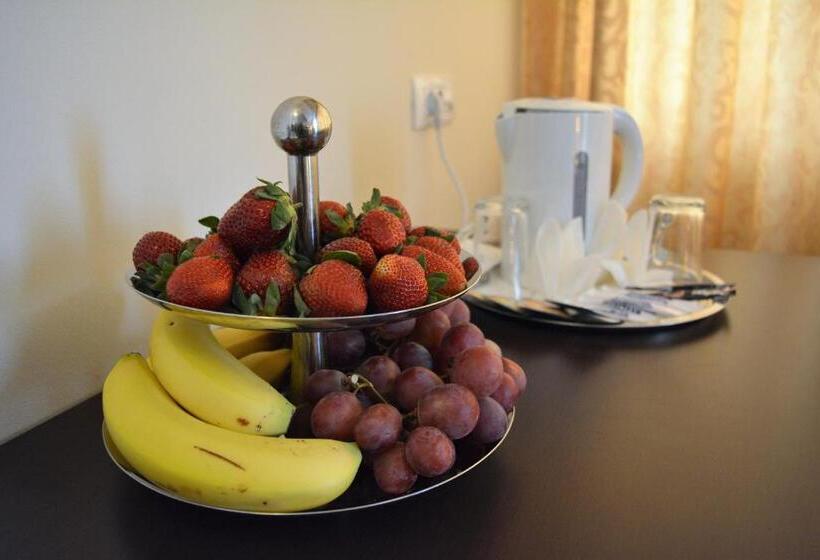 استودیو استاندارد با تخت کینگ, Esplanada