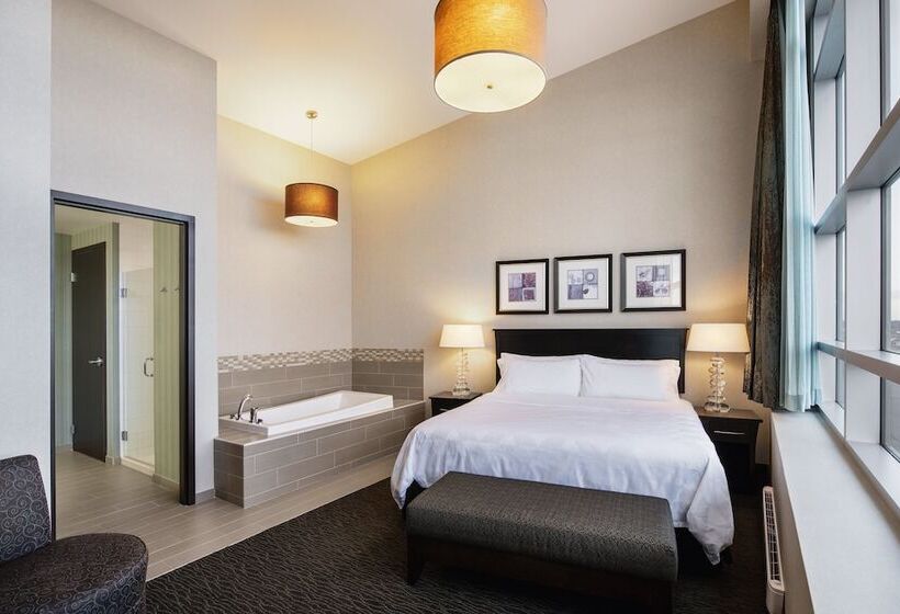 阁楼套房, Holiday Inn Saskatoon Downtown, An Ihg