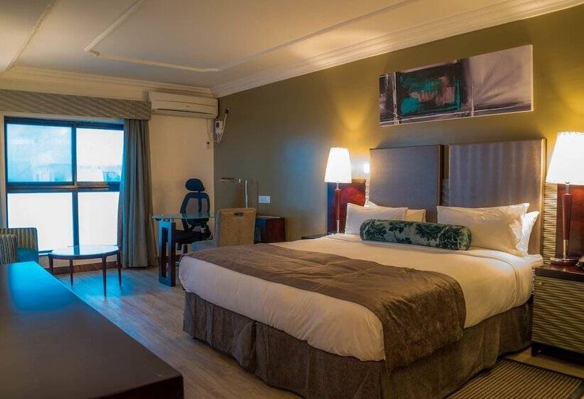 חדר סטנדרט מיטה זוגית, Protea Hotel By Marriott Lagos Kuramo Waters