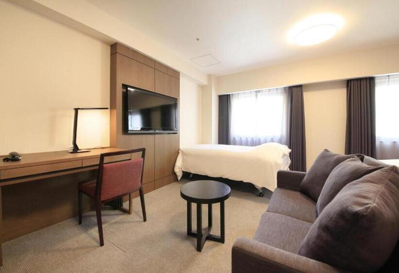 Четырехместный номер Премиум, Richmond Hotel Kagoshima Kinseicho