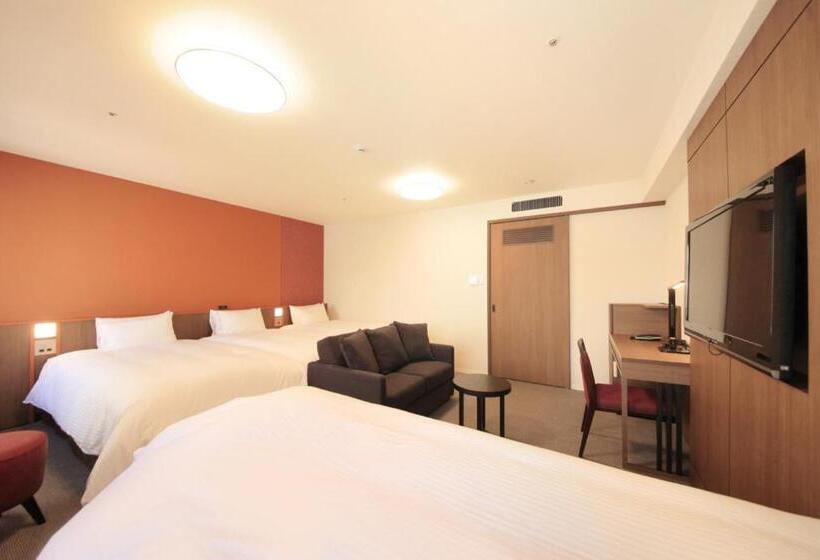 اتاق پریمیوم چهارنفره, Richmond Hotel Kagoshima Kinseicho