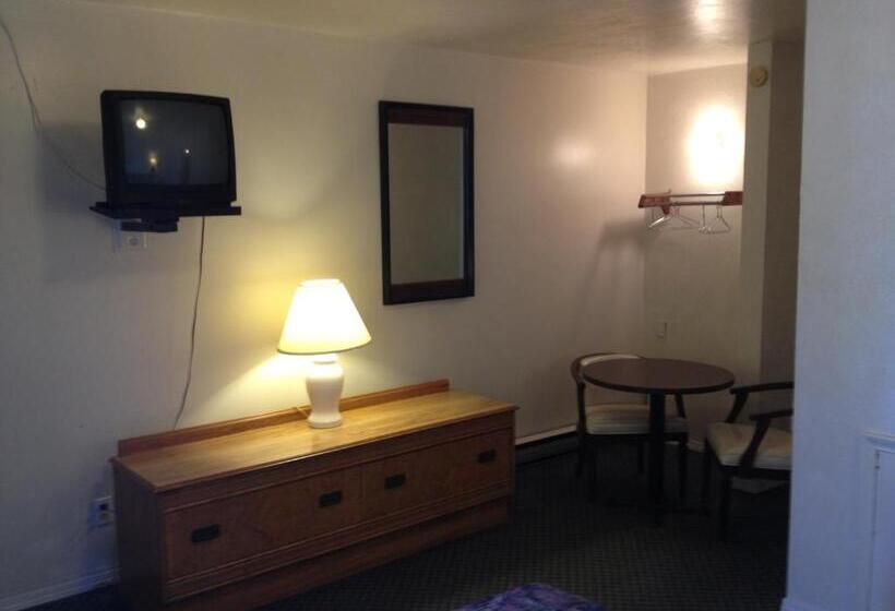 Стандартный Номер Кровать Кинг, Budget Inn