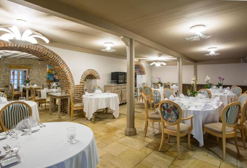 سوئیت جونیور پرستیژ, Castel Damandre