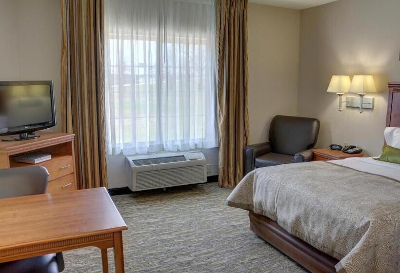 Студия Стандарт, Candlewood Suites Texarkana, An Ihg