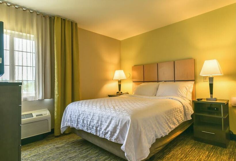سوییت, Candlewood Suites Medford, An Ihg