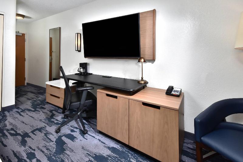 스탠다드 룸 킹사이즈 침대, Fairfield Inn & Suites By Marriott Richmond Innsbrook