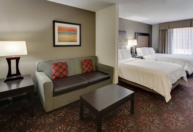 سوییت, Holiday Inn Express Hotel & Suites Lancaster Lititz, An Ihg