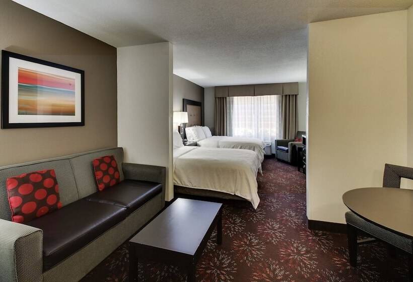 سوییت, Holiday Inn Express Hotel & Suites Lancaster Lititz, An Ihg