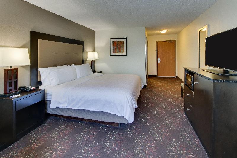 اتاق استاندارد با تخت بزرگ برای معلولان, Holiday Inn Express Hotel & Suites Lancaster Lititz, An Ihg