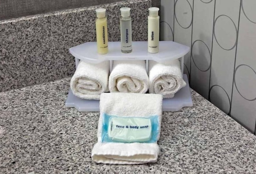 Номер Стандарт, Holiday Inn Express & Suites Columbus   Polaris Parkway / Columbus, An Ihg