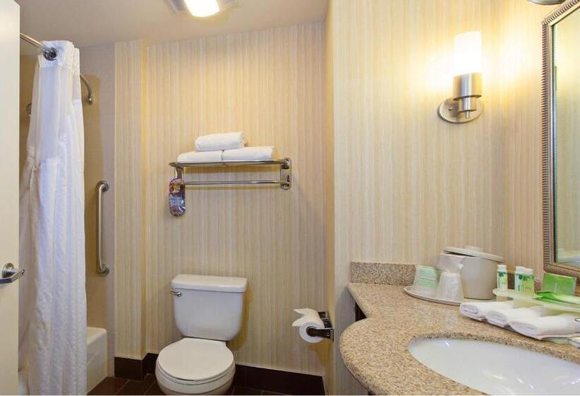 سوئیت برای معلولان, Holiday Inn Express & Suites Midland Loop 250, An Ihg