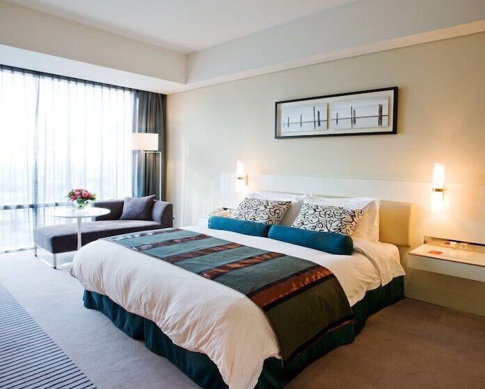 اتاق لوکس, Ramada Plaza By Wyndham Suwon