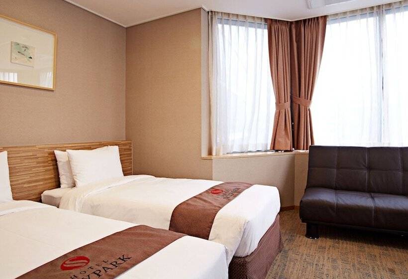 Номер Стандарт Трехместный, Skypark Myeongdong 2