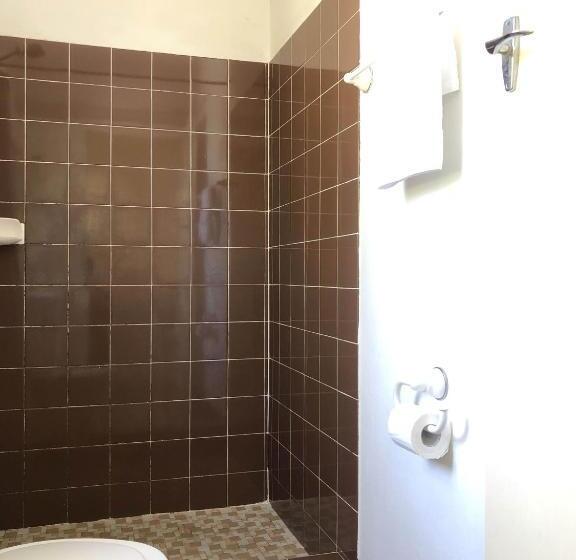 Четырехместный Номер Стандарт, The Clarendon Motel Katoomba