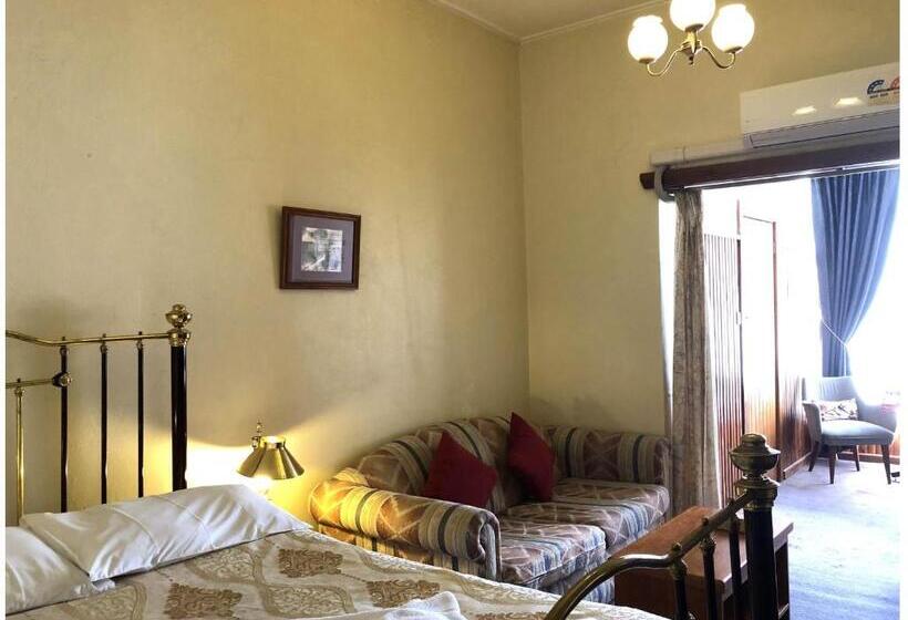 Классический Номер, The Clarendon Motel Katoomba