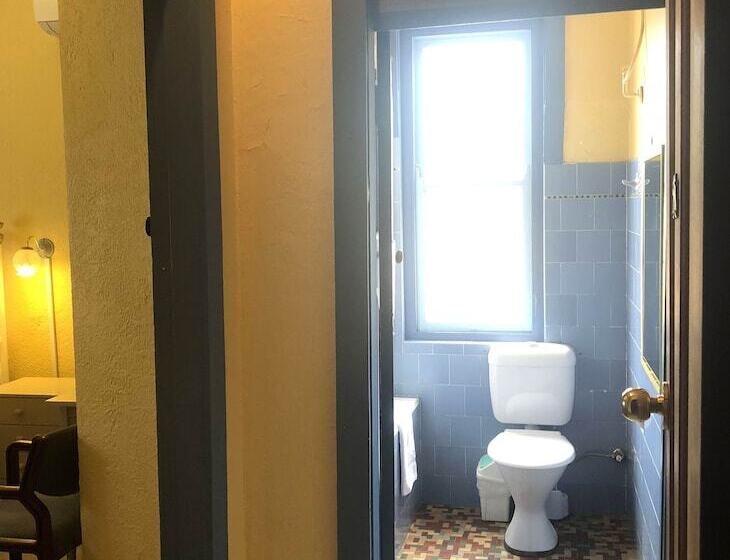 Классический Номер, The Clarendon Motel Katoomba