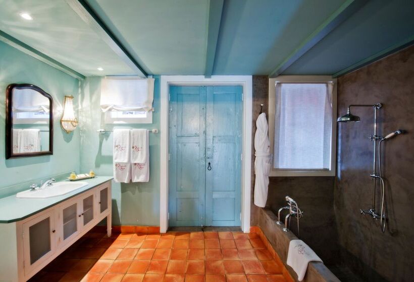 اتاق پرمیوم, Hacienda De Abajo Adults Only Lujo