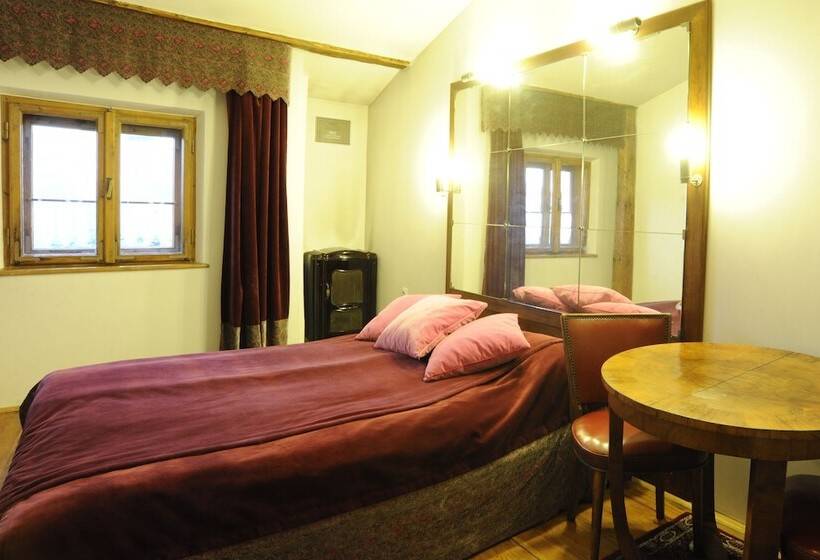 Номер Стандарт, Hostel Deco