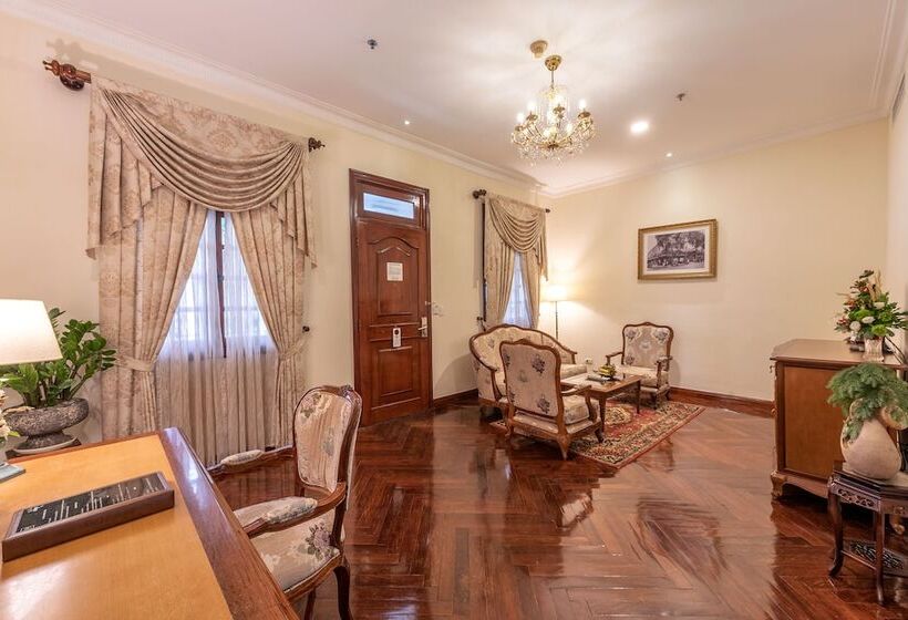 سوییت اجرایی, Grand Saigon