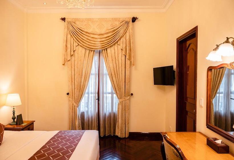 سوییت اجرایی, Grand Saigon