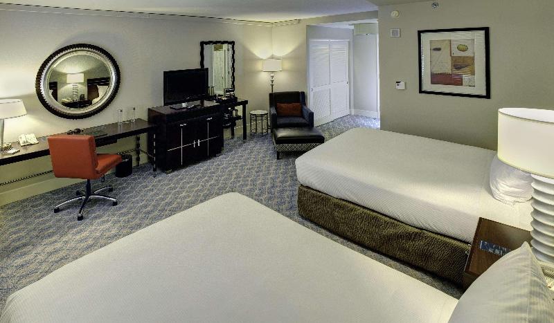 Люкс Кровать Кинг, Holiday Inn Express Hotel & Suites Live Oak, An Ihg